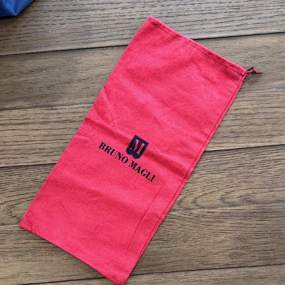 5/$20 Bruno Magli red brick dust bag, 15” x 7” for bags or shoe.